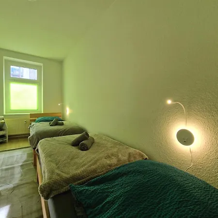 Happyside Travel&work #1 O Wlan O 6 Einzelbetten *