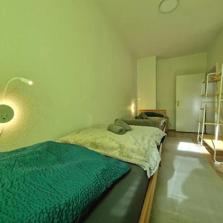 Apartamento Happyside Travel&work #1 O Wlan O 6 Einzelbetten
