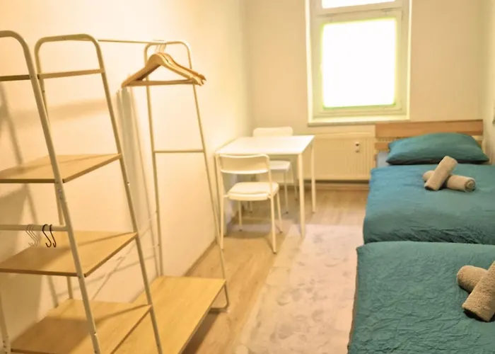 Happyside Travel&work #1 O Wlan O 6 Einzelbetten Leipzig